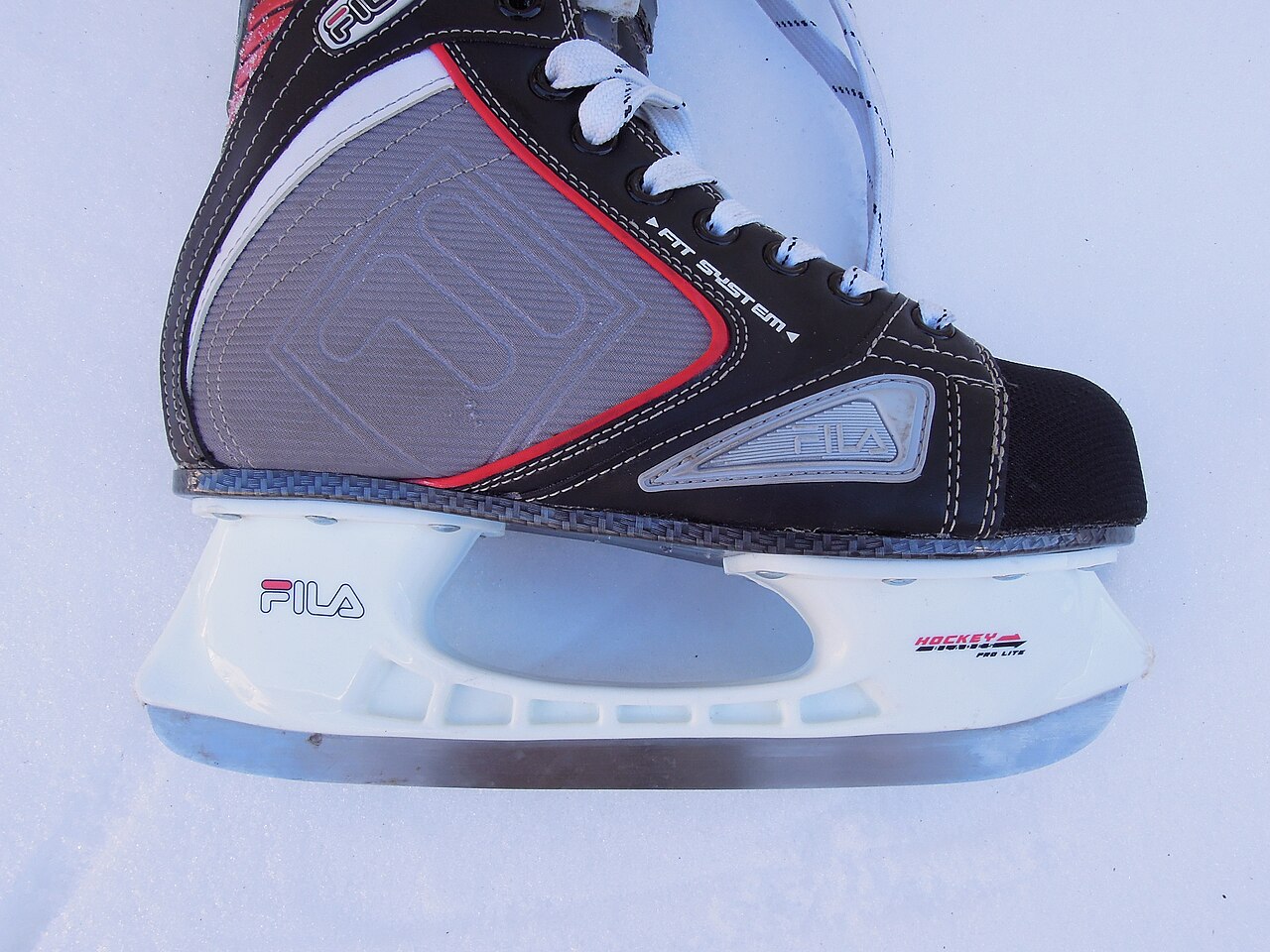 Photo 2: Fila hockey skates, youth