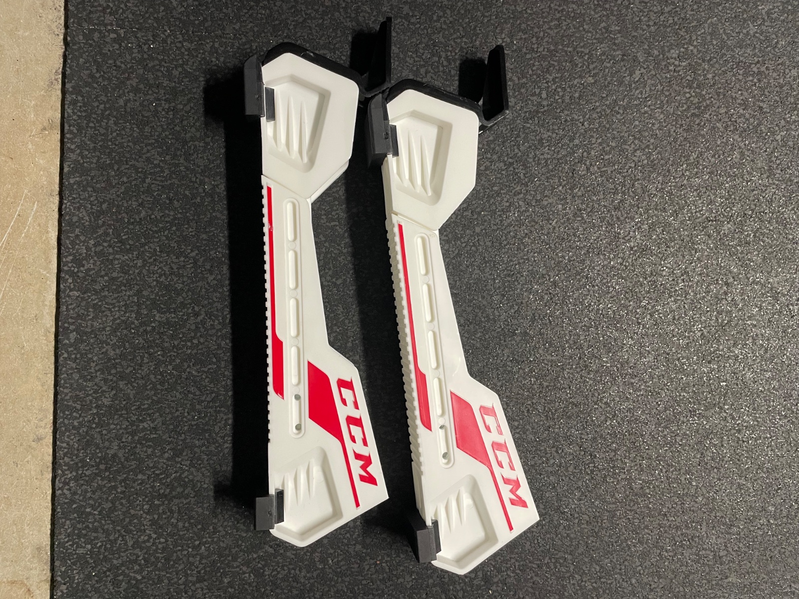 CCM Ice Hockey Skate Holders – White/Red – Pair