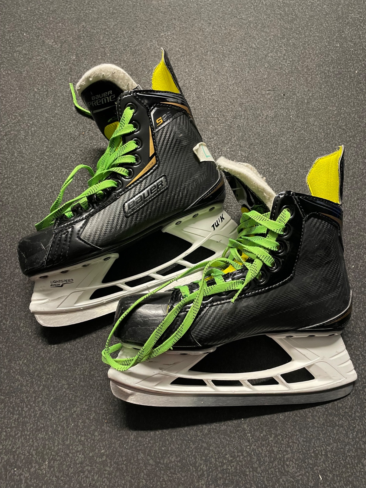 Bauer Supreme S25 Ice Hockey Skates – US 3.5 / EU 36