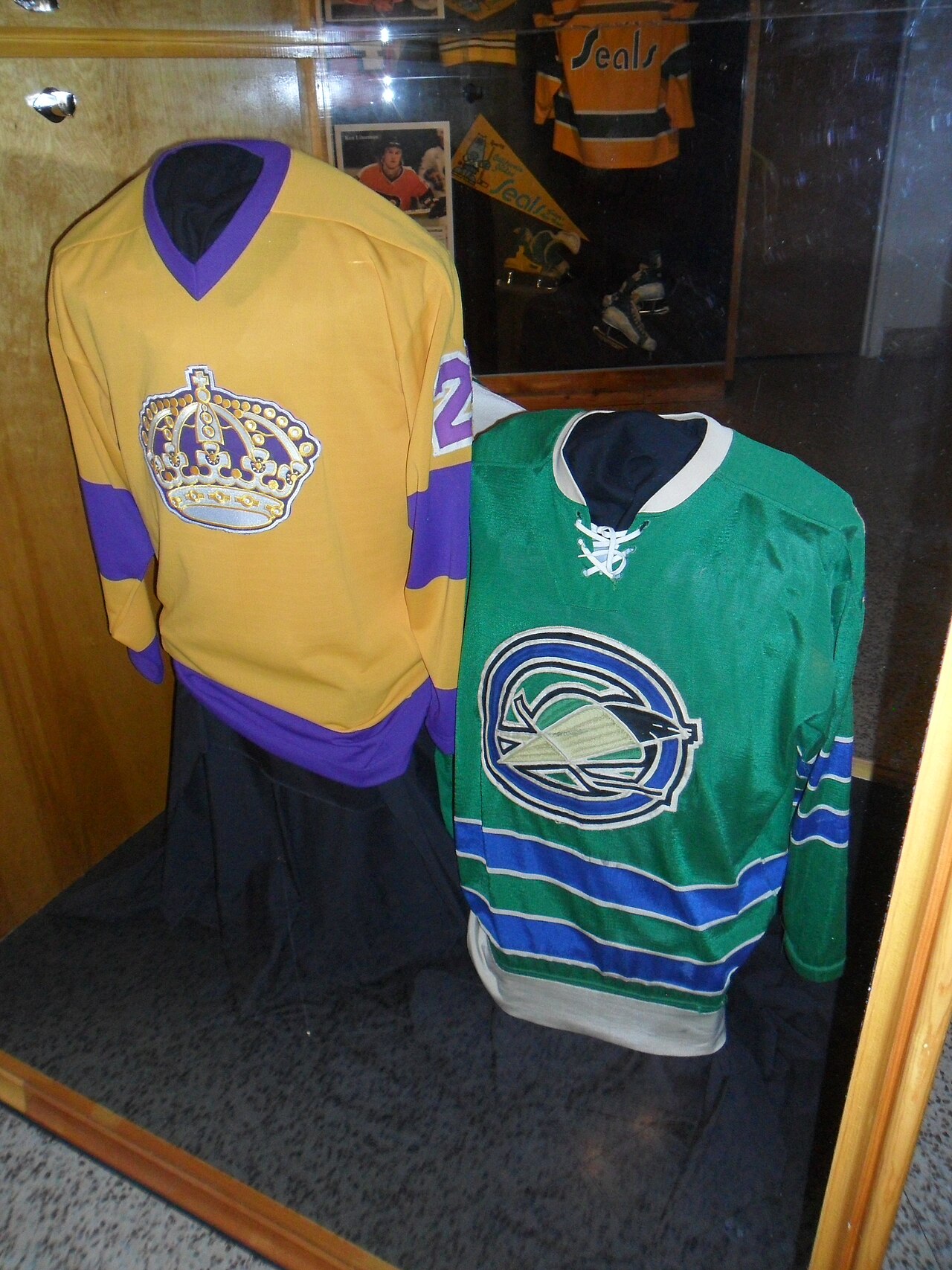 Replica NHL jerseys, two, XL