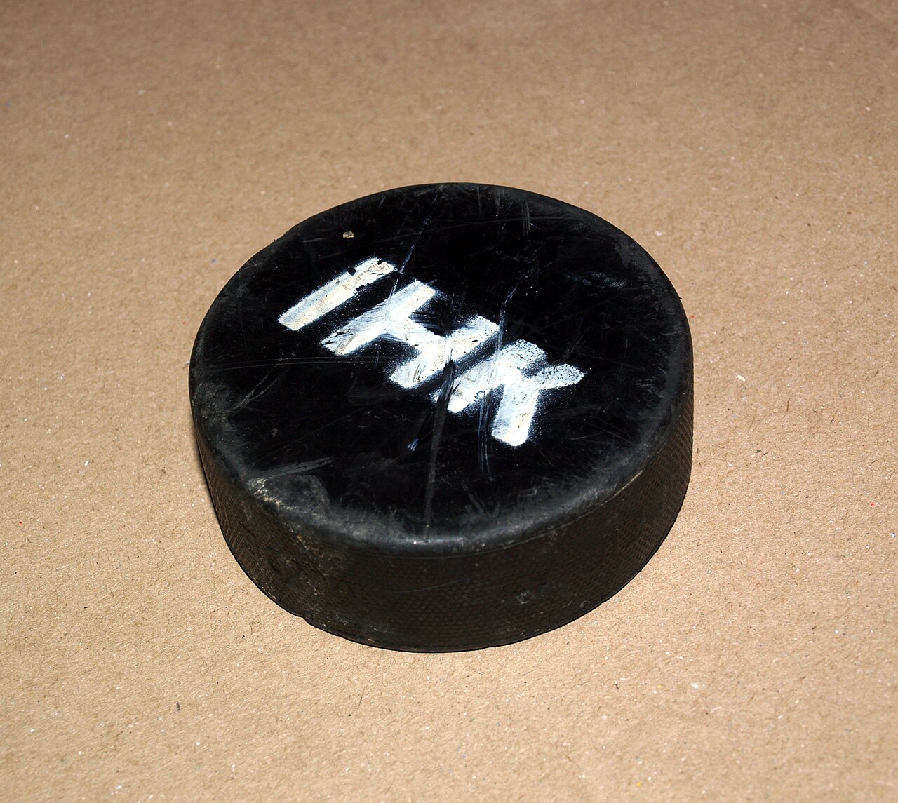 Photo 2: Official game pucks, six
