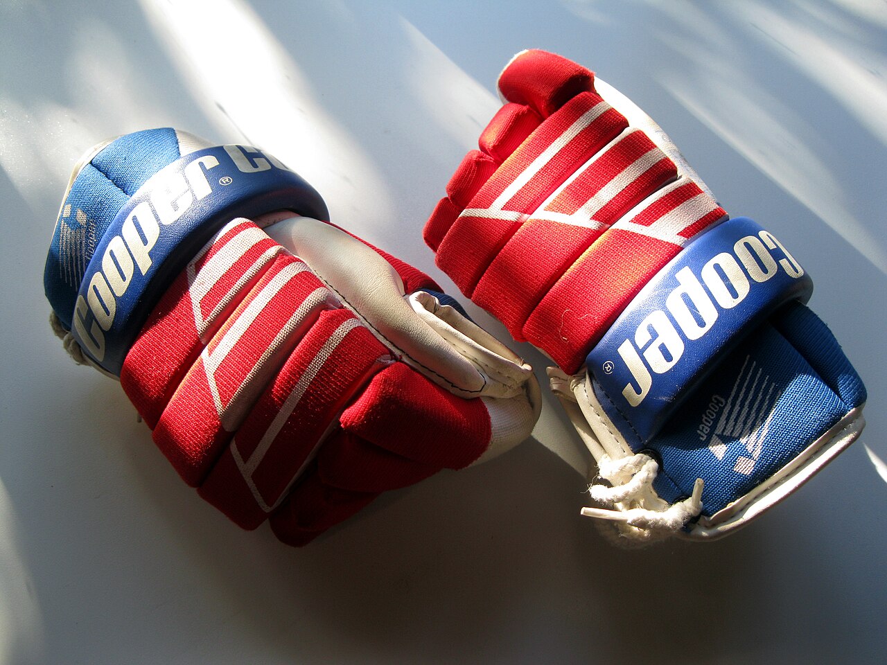 Cooper vintage hockey gloves